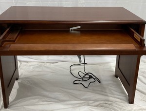 lot 35 image: Homeworks Wood Computer Desk with Drop Down Drawer