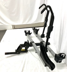 lot 228 image: Thule T2 Classic Hitch-Mounted Platform Dual Bike Rack, 1.25 Receptor
