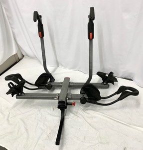 lot 229 image: Yakima HoldUp Hitch-Mounted Dual Bike Rack, 1.25 receptor