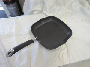 lot 23 image: BIALETTI FRY PAN