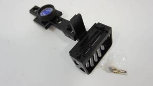 lot 9 image: PRO-FORMANCE  Scope For Bow & Arrow