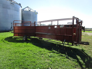 lot 10 image: Stur-D Portable Squeeze Tub & Chute