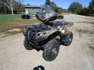 lot 13 image: 2010 Yamaha Grizzly 700 FI