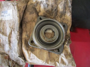 lot 50 image: (New) JD Disc Mower Parts