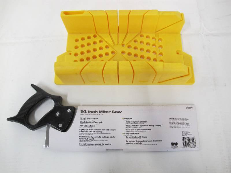 lot 657 image: Steel Grip 14 Inch Mitre Saw with Stanley Mitre Saw Cutting Tool