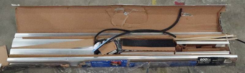 lot 638 image: Werner 800 lbs. Load Capacity Aluminum Universal Truck Rack TR701-A