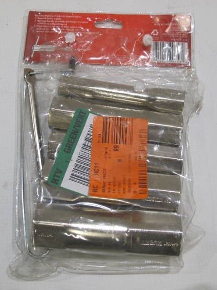 lot 678 image: Husky Shower Valve Socket Set