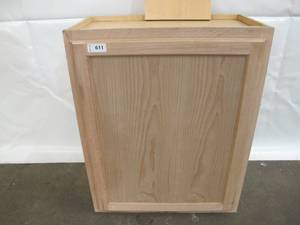 lot 611 image: Hampton Bay Hampton Assembled 24x30x12 in. Wall Kitchen Cabinet in Unfinished Beech