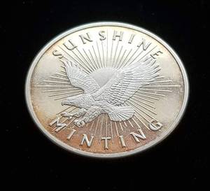 lot 12 image: 1 TROY OZ. .999 FINE SILVER SUNSHINE MINTING