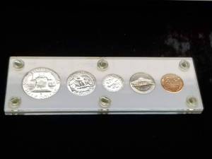 lot 39 image: 1957 US PROOF SET IN PLASTIC