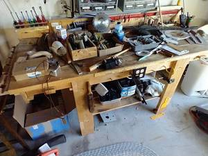 lot 27 image: Workbench & All Contents