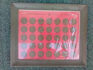 lot 31 image: Presidential Hall of Fame Medallion Set