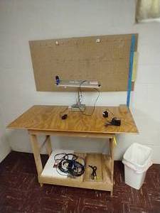 lot 62 image: Work BenchDesk