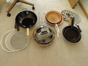 lot 64 image: Cookware Lot
