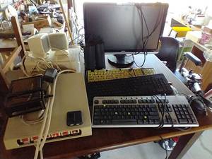 lot 77 image: Huge Computer Lot