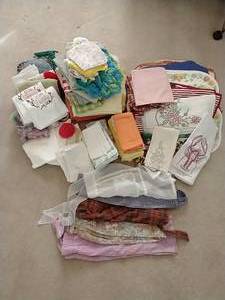 lot 88 image: Huge Lot of Kitchen Towels, Aprons, Tablecloths, Etc.