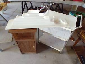 lot 97 image: Rolling Cart, Stand & 5 White Shelves