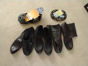 lot 117 image: Rubber Overshoes & Grippers Lot
