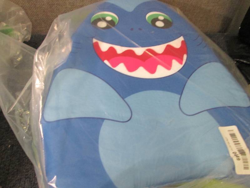 lot 299 image: 3 Sloosh Learn to Swim Kick Boards ...