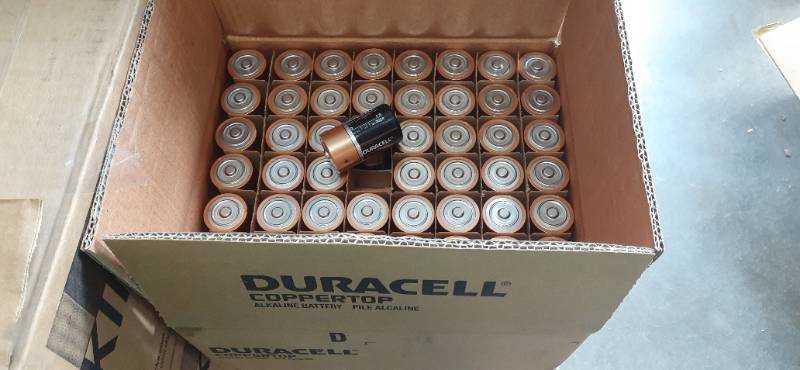 lot 167 image: Case lot of 110 Duracell Coppertop ...