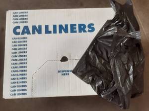 lot 106 image: Case of (500) 2432 trash bags f...