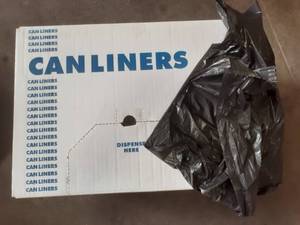 lot 107 image: Case of (500) 2432 trash bags f...