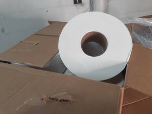 lot 140 image: Scott JRT Jumbo Roll Bath Tissue 12...