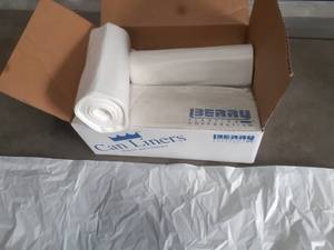 lot 422 image: Case of Rhino-x Coreless Roll Can Liners