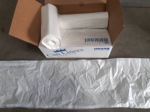 lot 424 image: Case of Rhino-x Coreless Roll Can Liners