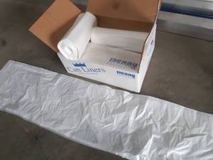 lot 427 image: Case of Rhino-x Coreless Roll Can Liners