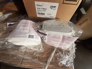 lot 437 image: Diversey Oxivir Tb Disinfecting Wipes