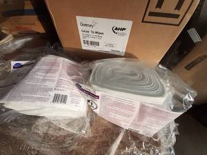 lot 448 image: Diversey Oxivir Tb Disinfecting Wipes