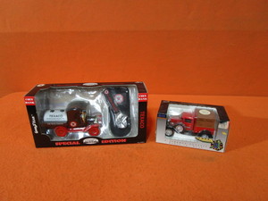 Texaco 1912 Ford Oil Tanker & Country General Ford Model A Truck