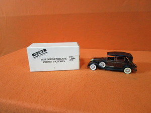 1955 Ford Fairlane Crown Victoria & Vintage Car