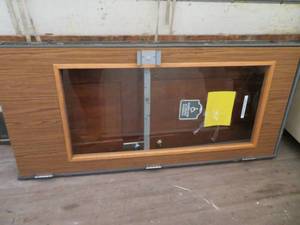DOORS WITH FRAMING
