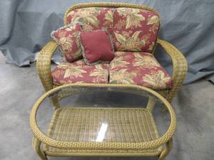 OUTDOOR PLASTIC WICKER LOOK LOVESEAT AND COFFEE TABLE