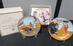 3 LOONEY TUNES COLLECTORS PLATES