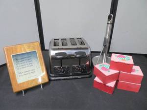 KITCHEN AND CRAFTS
