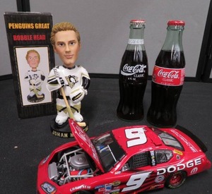 BOBBLE HEAD, COCOA COLA, DICAST CAR
