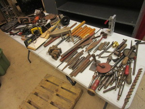 lot 232 image: VINTAGE HAND TOOLS, HAND-CRANK DRILLS, CLAMPS, MORE
