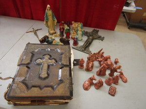 lot 239 image: VINTAGE BIBLE, NATIVITY FIGURINES, CRUCIFIXES, MORE