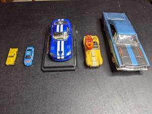 lot 177 image: Vintage Die Cast Model Cars