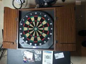 lot 89 image: Fold Up Dart Board
