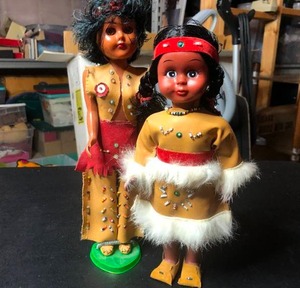 lot 96 image: 2 Vintage 1960s Native America Dolls