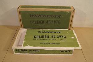 lot 200 image: Winchester Special Edition Wood Ammo Box - Large
