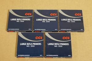 lot 175 image: 500 CCI No 200 Large Rifle Primers