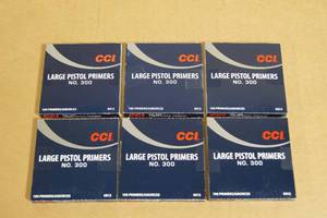 lot 177 image: 600 CCI No 300 Large Pistol Primers
