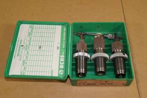 lot 144 image: RCBS .243 Win Reloading Die Set