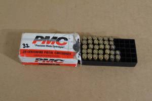 lot 135 image: 32 PMC .25 Auto 50 Gr FMJ Ammo