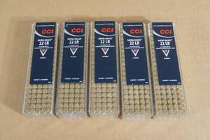 lot 78 image: 500 CCI Mini-Mag .22 LR 40 Gr Copper Plated RN Ammo